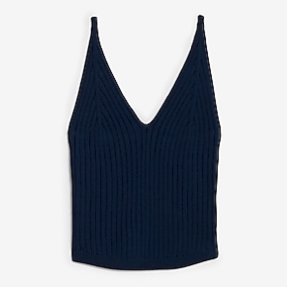 🆕 V-Neck Cropped Sweater Cami! - Picture 3 of 4